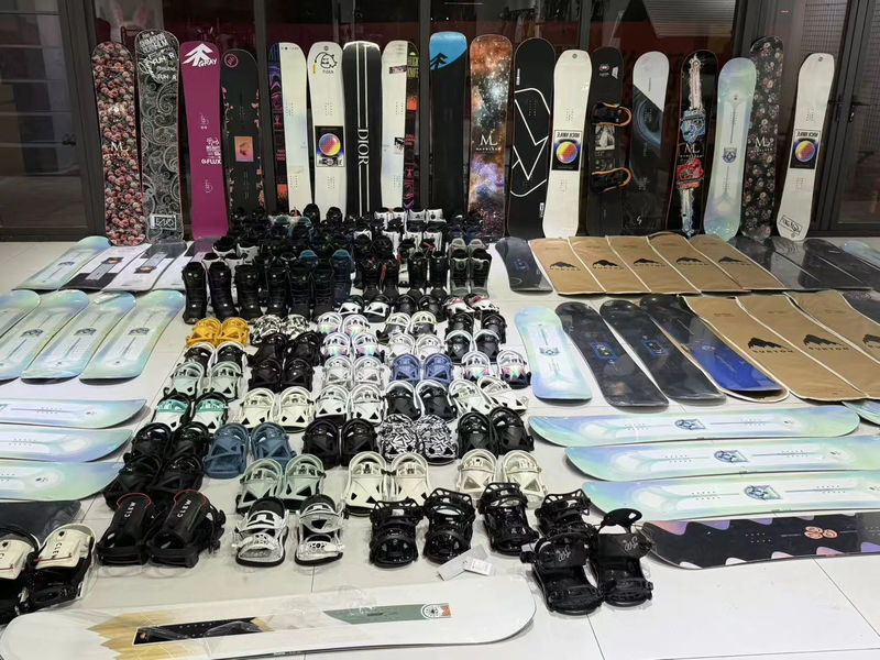 Huafa Ice and Snow Miracle Snow66 Ski Equipment Rental & Ski Instructor Services - Key points before you book