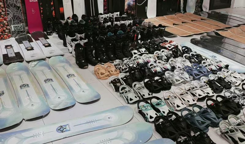 Huafa Ice and Snow Miracle Snow66 Ski Equipment Rental & Ski Instructor Services - What to expect from a Snow66 lesson