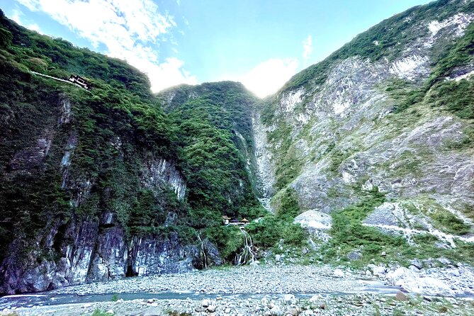 Hualien Taroko Day Tour From Ximending - Inclusions and Exclusions