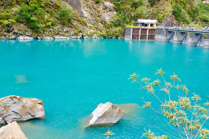 Hualien Taroko Day Tour From Ximending - Directions and Accessibility