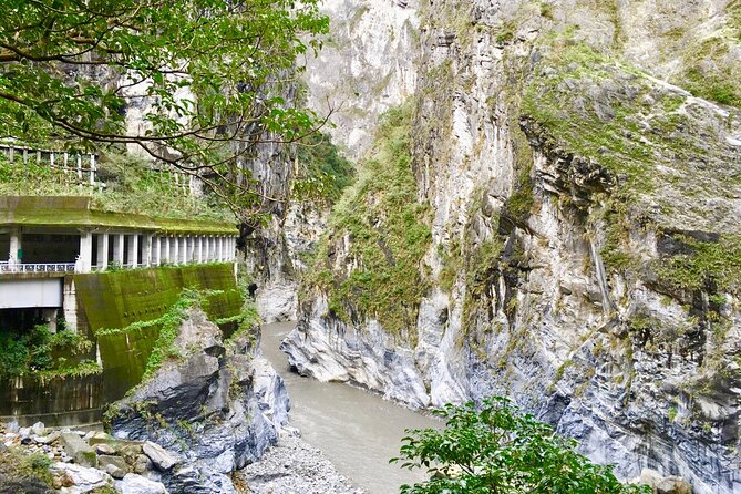 Hualien Taroko Day Tour From Ximending - Frequently Asked Questions