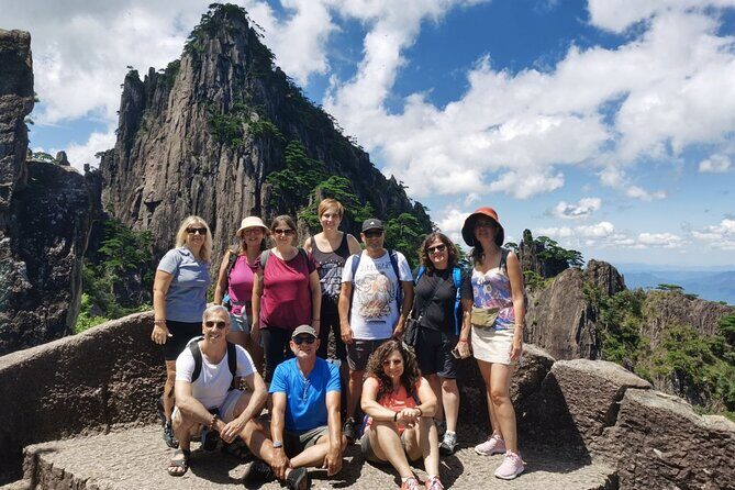 Huangshan and Hongcun 2 Day Tour with Mountain Overnight - An In-Depth Look at the 2-Day Tour of Huangshan and Hongcun