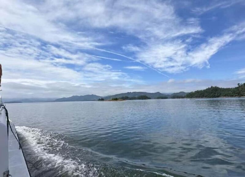 Huangshan: Qiandao Lake Boat Tour with Hotel Pickup - The Value of This Experience