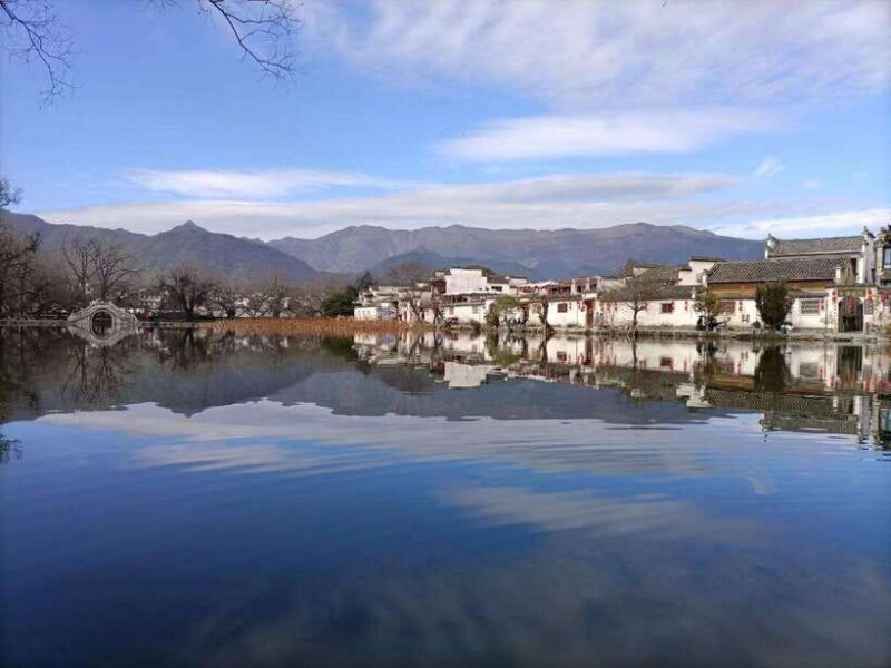 HuangshanAncient Huizhou Villages Xidi and Hongcun Day Trip - What’s Included & What to Consider