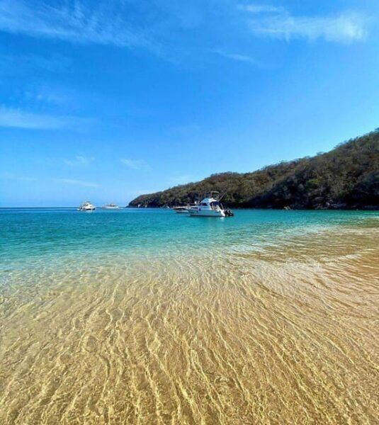 Huatulco: 7 Bays Boat Tour With Snorkeling and Lunch - Discover the 7 Bays