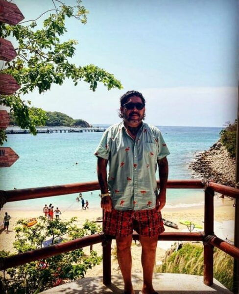 Huatulco: 7 Bays Boat Tour With Snorkeling and Lunch - Enjoy a Local Lunch