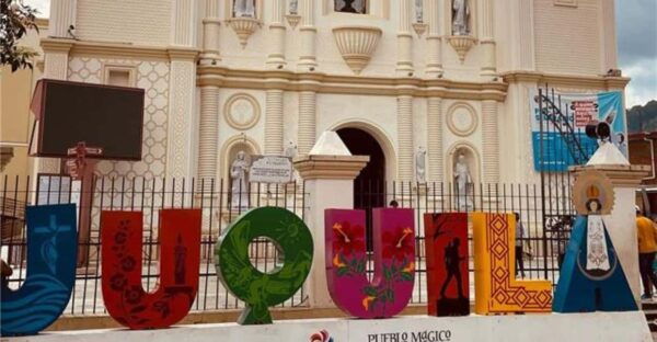 Huatulco: Juquila Route of Faith Private Tour - Historic Church Visit