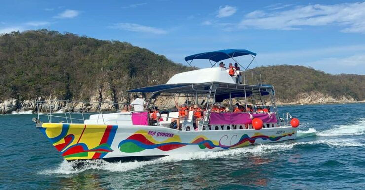 Huatulco: Premium Boat Tour With Snorkel Experience. - Good To Know
