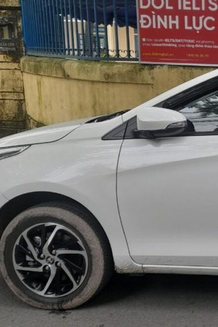 Hue: Airport Transfer Within Hue by Private Vehicle - Vehicle Options Available