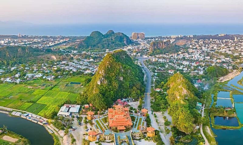 Hue: Bus Tour to Hoi An or Da Nang with Sightseeing Stops - An In-Depth Look at the Tour Experience