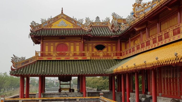 Hue Car Rental With Driver for Sightseeing City Day Trip - Imperial Citadel: Exploring the Royal Palace and Forbidden City