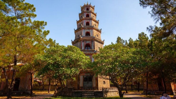 Hue Citadel, Thien Mu Pagoda and Tomb of Khai Dinh - Hue Citadel Overview