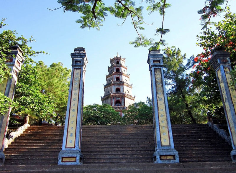 Hue City Day Tour from Da Nang with Chinese-speaking Guide - Thien Mu Pagoda: a quieter pause in Hue
