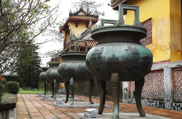 Hue City Day Tour Private or Small Group With All Inclusive - Booking and Cancellation Policy