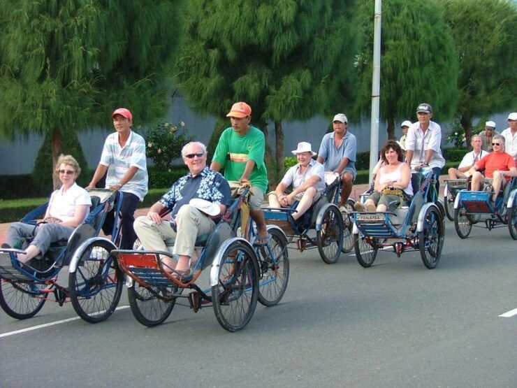 Hue City Private Cyclo Tour: Hidden Gem Exploration - Pricing and Booking Information