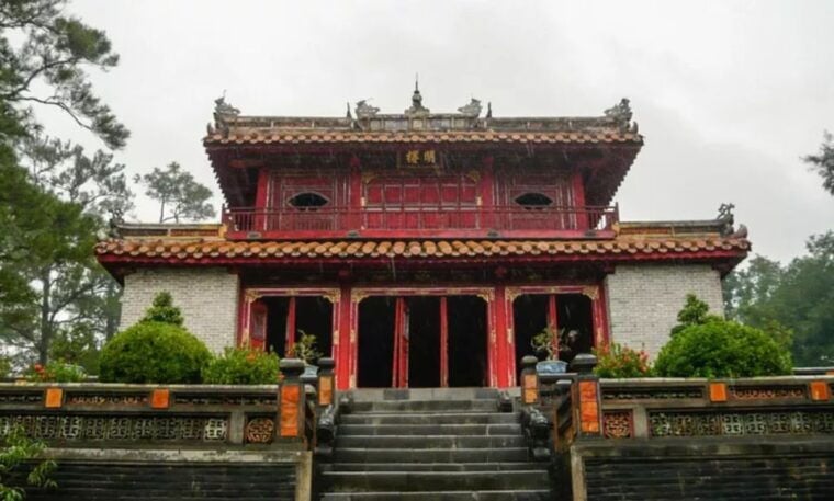 Hue City Tour and Dragon Boat Trip Small Group From Hue - Tour Features