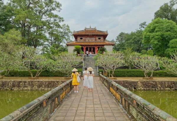 Hue City Tour by Private Car: See Royal Tombs and More - Inclusions and Exclusions