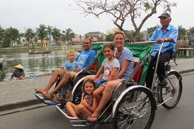 Hue Culinary Odyssey: Unveiling the Secrets of Flavorful Streets - Choose Your Mode of Transport