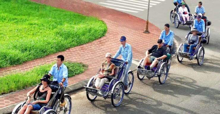 Hue: Cyclo Ride and Dragon Boat Dinner - Experience Highlights