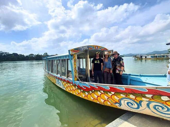 Hue: Dragon Boat Trip to Visit Thien Mu Pagoda & Royal Tombs - Inclusions of the Tour
