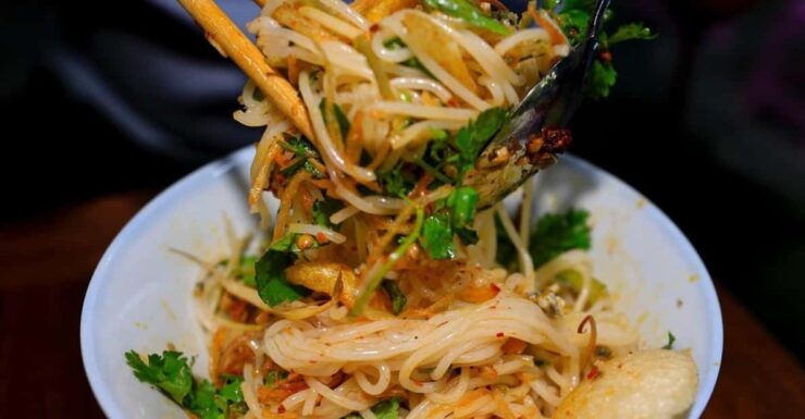 Hue: Evening Food Walking Tour - Itinerary Details