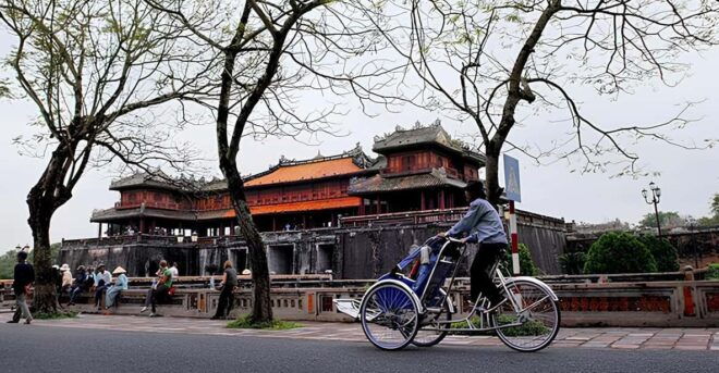 Hue Evening Foodie Cyclo Tour - Itinerary Details