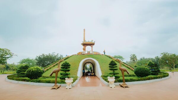 Hue: Explore Tour With Vinh Moc Tunnels and Khe Sanh Base - Frequently Asked Questions