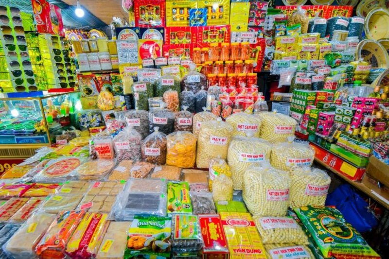Hue Food Tour by Walking or Cyclo or Motorcycle With Driver! - Itinerary Highlights