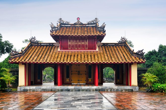 Hue Full Day Guided Tour With 5 Must See Places in Hue - Imperial Citadel