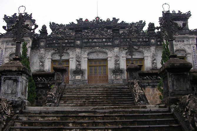 Hue Full Day Guided Tour With 5 Must See Places in Hue - Common Questions