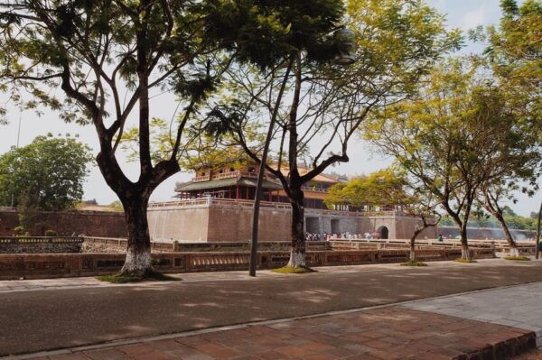 Hue: Full Day Private Car Tour With Citadel, Pagoda, and Tomb - Important Considerations and Tips