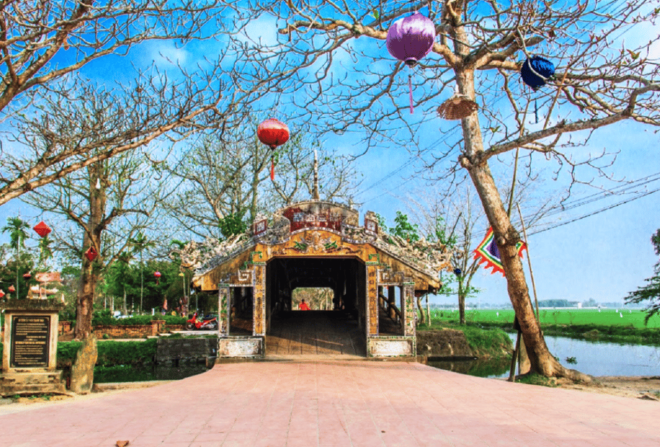 Hue : Get off the Beaten Track Private Tour - Historical Insights