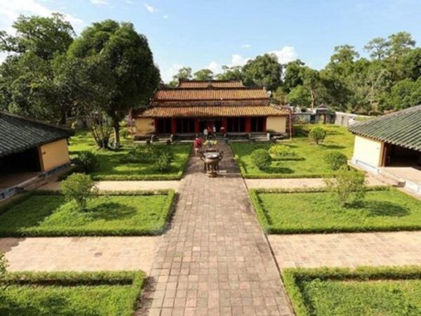 Hue : Get off the Beaten Track Private Tour - Booking Information