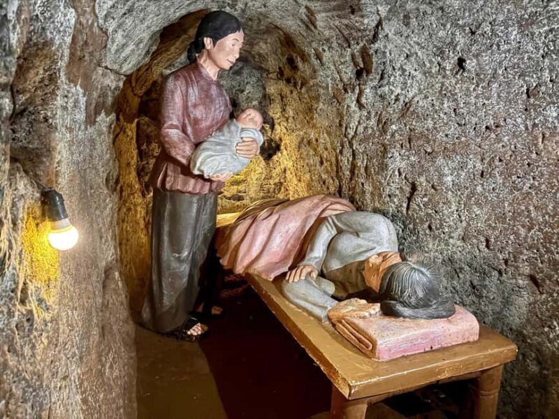 Hue: Half-Day DMZ Tour to Vinh Moc Tunnels by Private Car - Authentic Insights from Reviewers