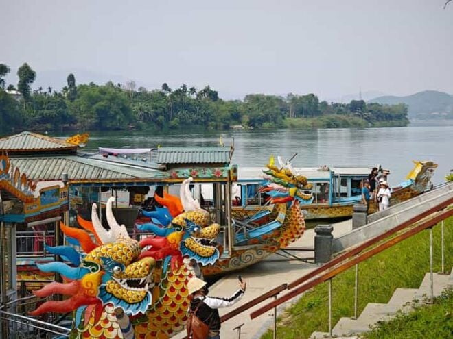 Hue Half Day Tour: Perfume River, Imperial Citadel, Market - Highlights of the Tour