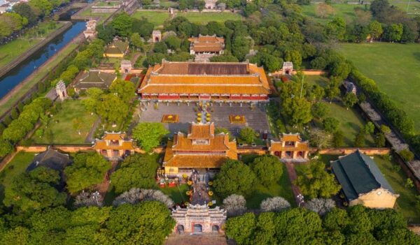 Hue Heritage Tour: Imperial City Journey From Hoi An/Da Nang - Booking and Cancellation Policies