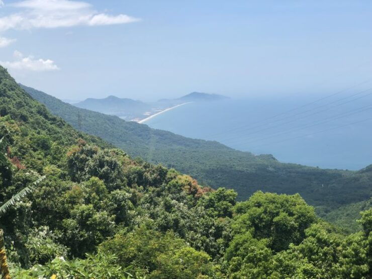 Hue & Hoi An Transfer: Private Car Sightseeing Trip - Scenic Stops and Sightseeing Spots