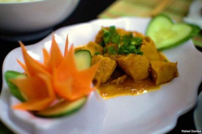 Hue: Home Vegan/Vegetarian Cooking Class With Local Girl - Inclusions
