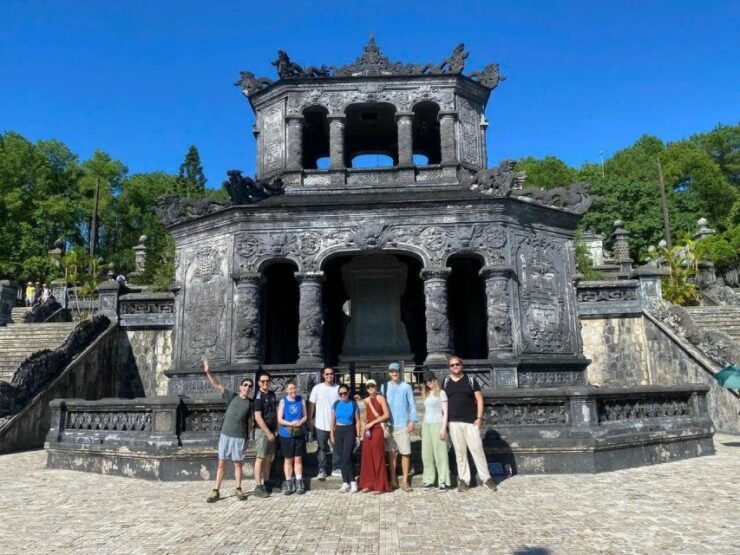 Hue: Hue City Tour - Deluxe Group (Max 12 Pax) Including ALL - Transportation and Guide Details