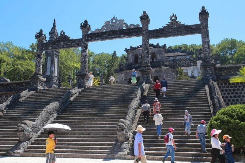 Hue: Hue Royal Tombs Tour Visit 3 Best Tombs & Pagoda - The Itinerary: What to Expect on the Day