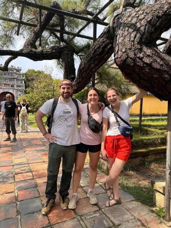 Hue Imperial Ancient City Tip-Based Walking Tour - Insights Into Nguyen Dynastys Royal Life