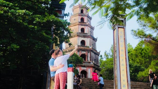 Hue Imperial City Group Tour With Lunch From Hoi An/Da Nang - Cultural Experience