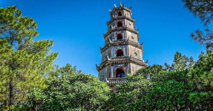 Hue: Imperial City Guided Tour With Perfume River Boat Trip - Experience Highlights