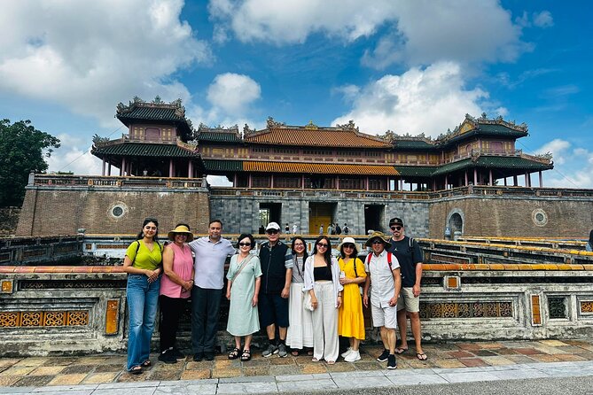 Hue Imperial City Private Tour From Hoi An / Da Nang - Explore Thien Mu Pagoda