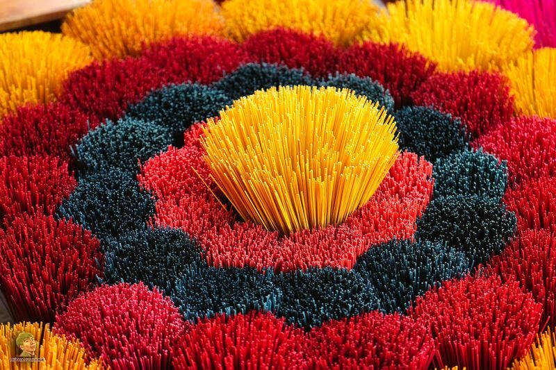 Hue Imperial Religious Half Day Tour - A temple-and-craft circuit, not an Imperial City visit