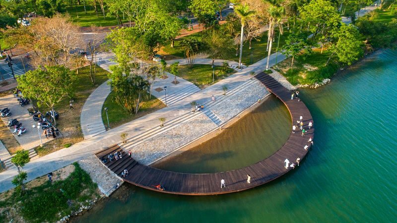 Hue Imperial Religious Half Day Tour - Crescent Bridge: a riverside finish