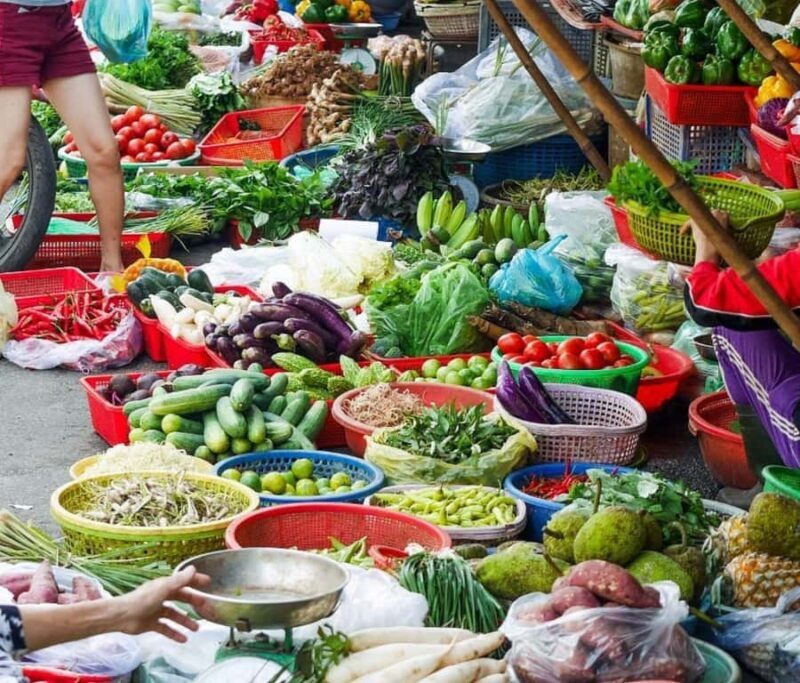 Hue: Motorbike Ride Through Hue with a Lady Rider & Lunch - FAQ