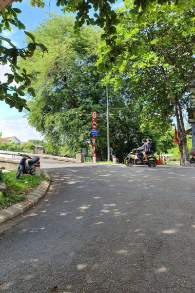 Hue: Motorbike Tour Into the Citadel and Along Nguyen Ha Canal - Booking and Cancellation Policies