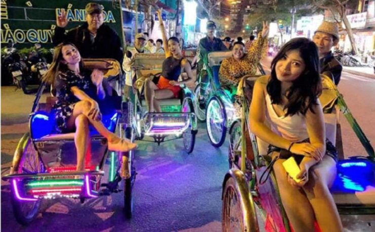 Hue : Night Local Street Food Tour by Vietnamese Cyclo - Booking Information