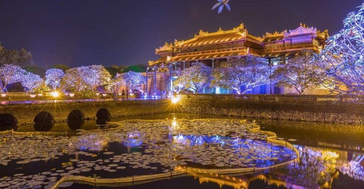 Hue: Night River Cruise With Dinner and Hotel Transfers - Experience Highlights